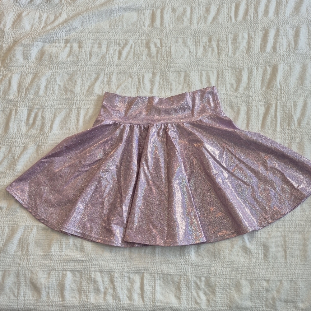 Girls Large holographic lilac purple metallic high waisted skater mini skirt.